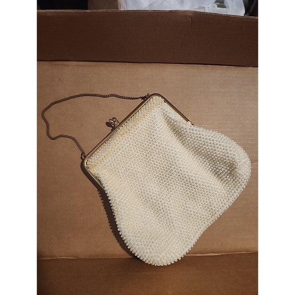 Vintage Lumured Corde Bead 1950s Purse White With Gold Closure - Picture 2 of 3